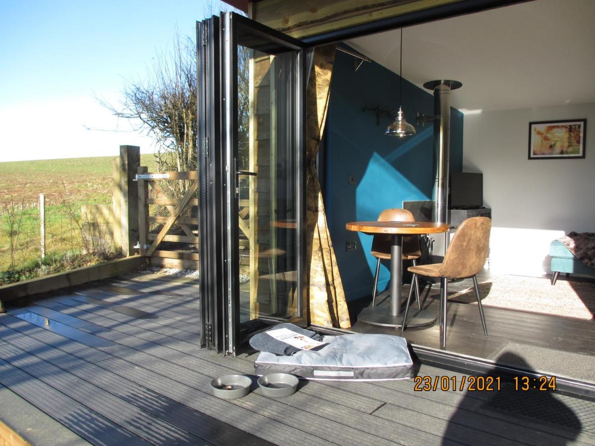 Stargazing Retreat Villa Merton  Eksteriør bilde