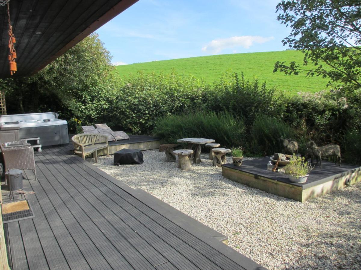 Stargazing Retreat Villa Merton  Eksteriør bilde