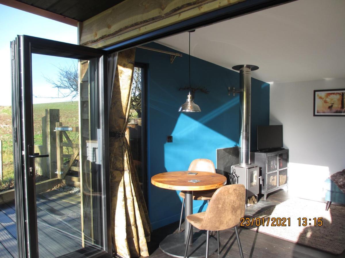 Stargazing Retreat Villa Merton  Eksteriør bilde