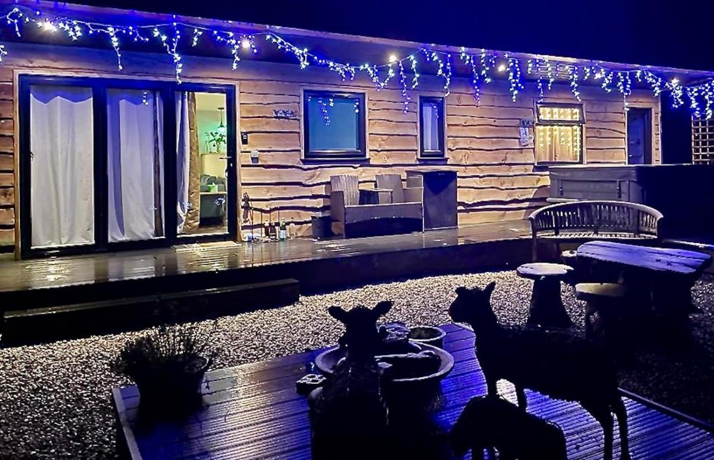 Stargazing Retreat Villa Merton  Eksteriør bilde